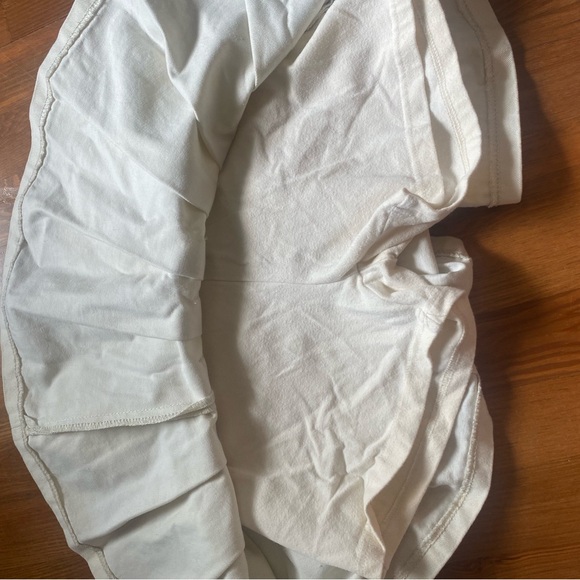 brandy melville cream dana skirt - Picture 4 of 6